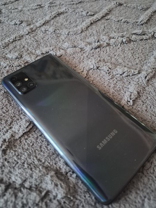 телеыон Samsung а 71