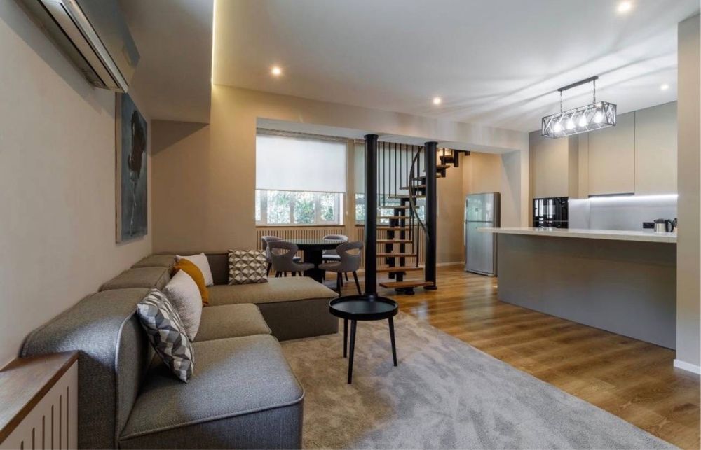3 комнатаная 83м² Ц-4 Алайский Базар ремонт Bosch ,дуплекс