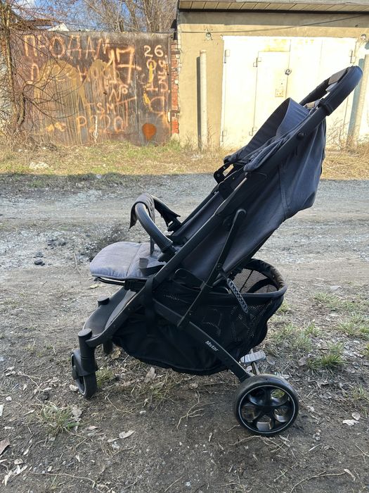 Продам коляску.