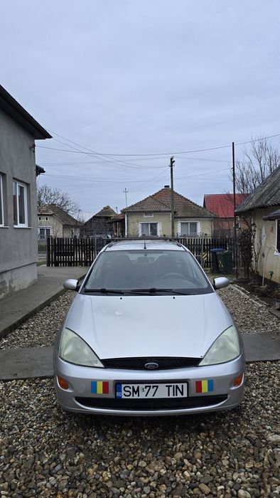 Vând Ford focus mk1