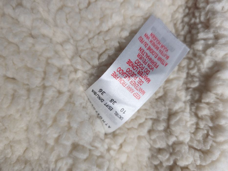 Vând vesta atmosphere albastru, vesta gluga, blana naturala