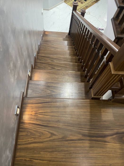 Zina Zinapoyalar лестница