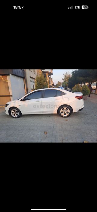 Chevrolet Onix 2023 — 2