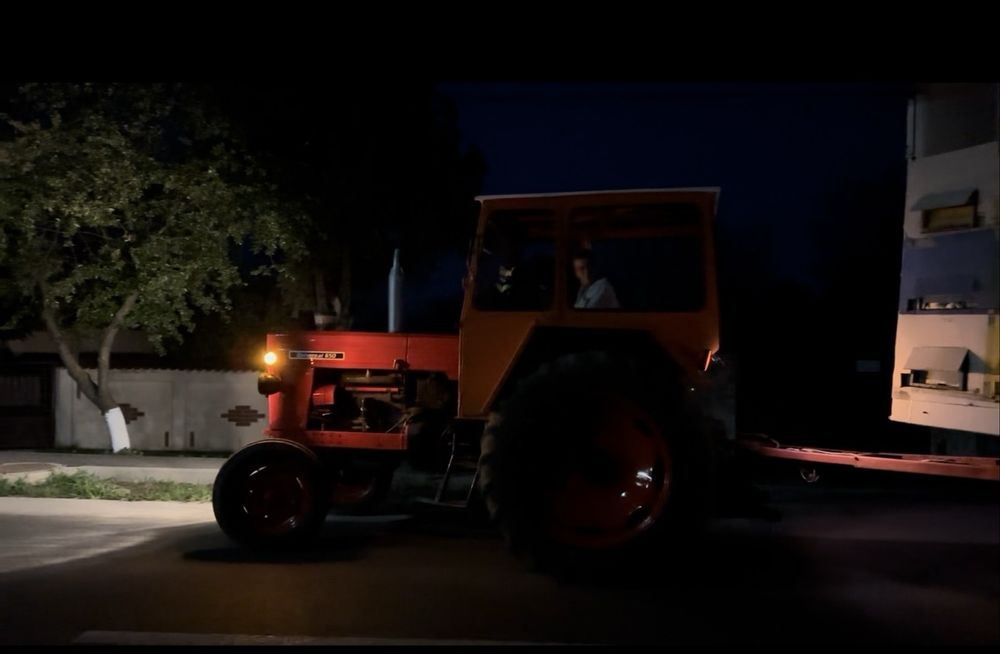 De vanzare Tractor UTB 650