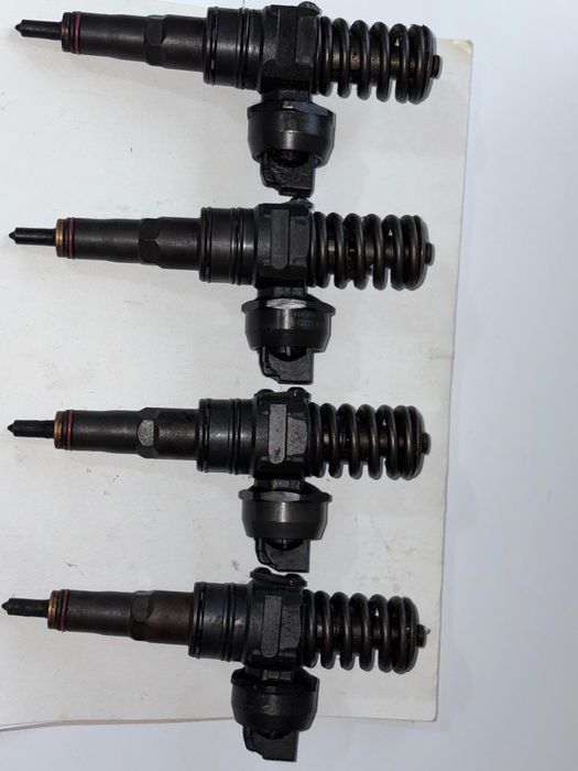injectoare vw touareg 2.5 5.0 diesel 07Z130073H / compatibile 1.9 vag