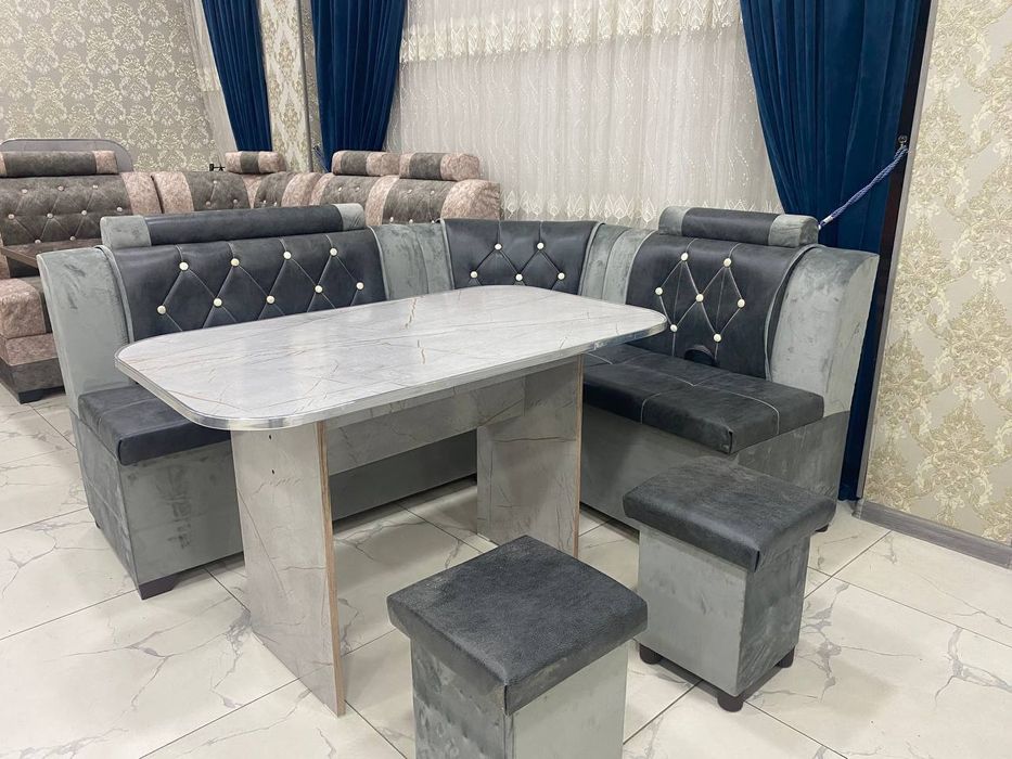 Кухонные уголок аксияа