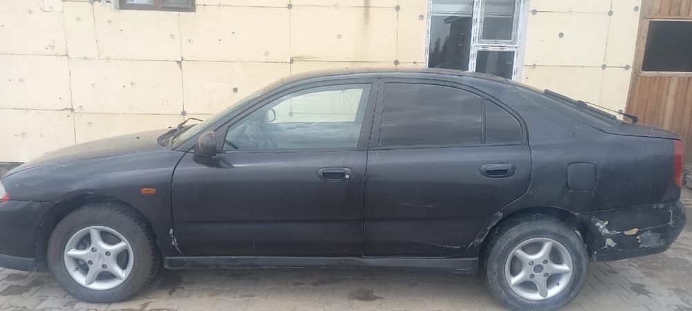 Митсубиси каризма