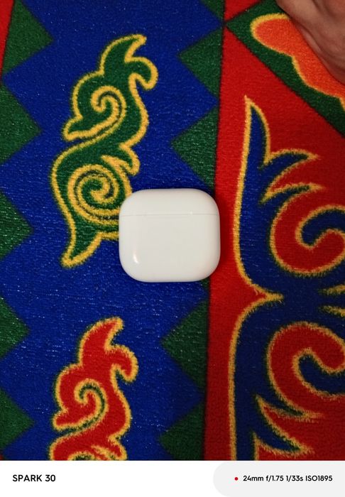 Наушник airpods 4 оригинал