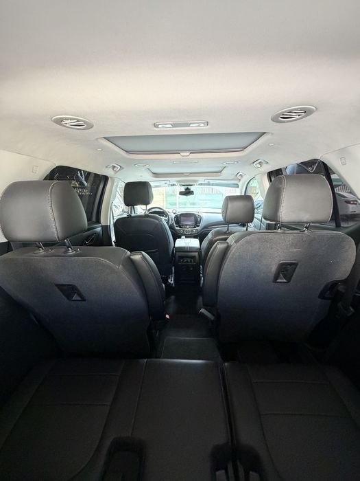 chevrolet traverse 2021