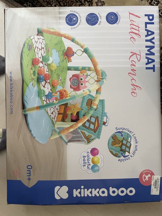 Проходилка и килимче за развиване фокусирането и хващането на предмети