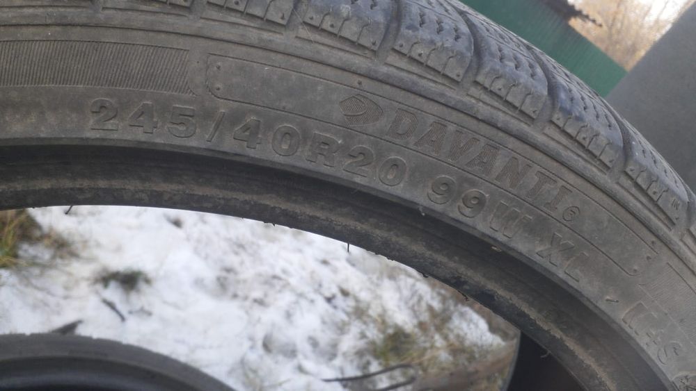 Продам 2 баллона разноширые.