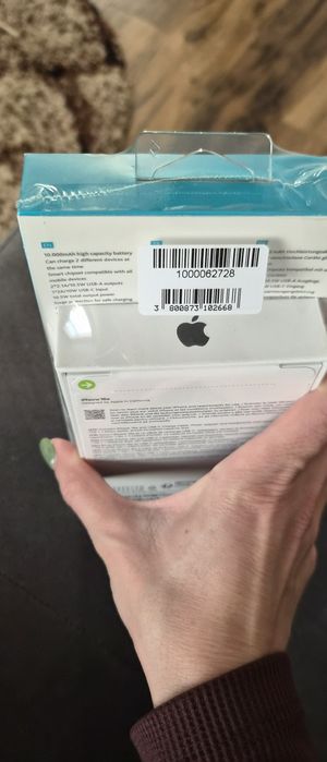 IPHONE 16 e чисто нов!