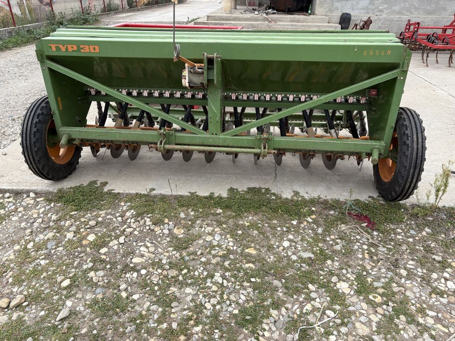 Semanatoare de paioase amazone D 7  super s pe discuri  3 metri