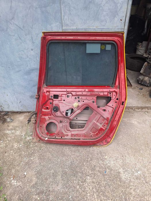 Дачия Логан на части комби