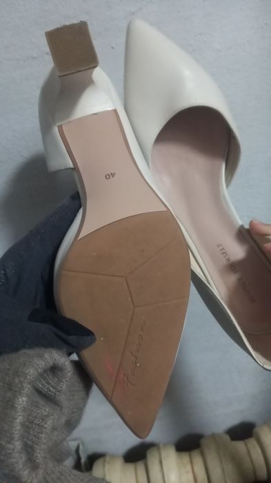 Продам туфли почти новые