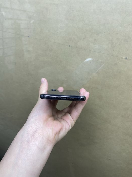 Iphone Xs телефон