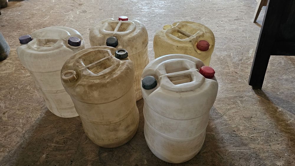 Vand bidon 60l din plastic