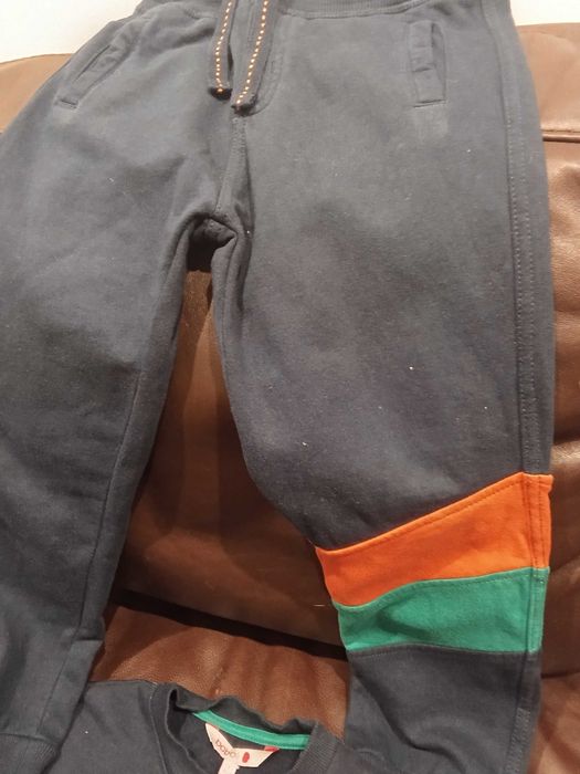 Зимен екип Boboli ,момчe 7 г.- 13 евро.