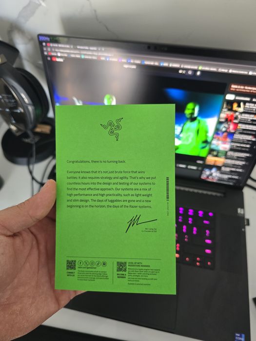 Razer Blade 18 – i9-14900HX / RTX 4080 12GB / 32GB RAM / 1TB SSD / Mini-LED 18" Laptop Gaming workstation
