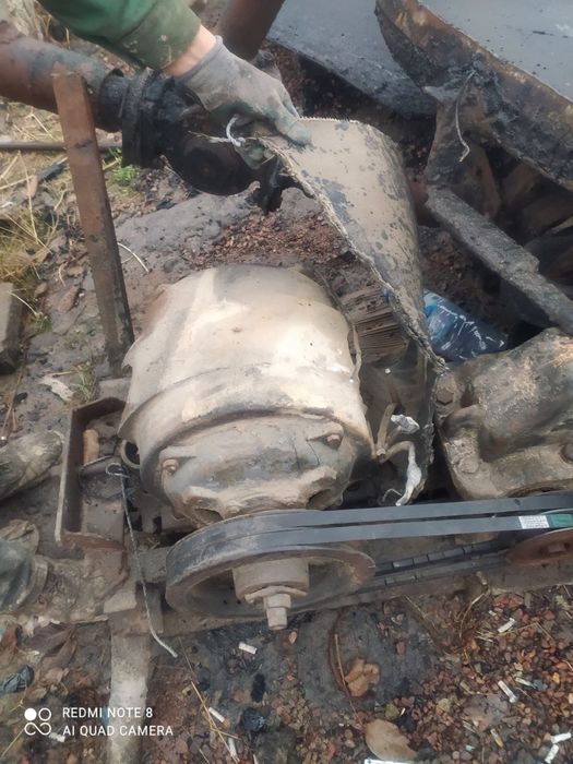 Электро двигатели,  и редуктора продам