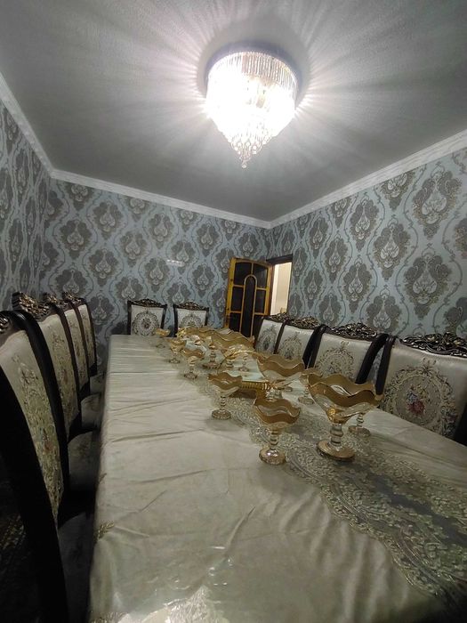 Продается 3=х ком. квартира. Поселок Улугбек.