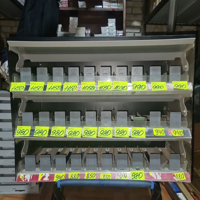 Полка, ящик для сигарет