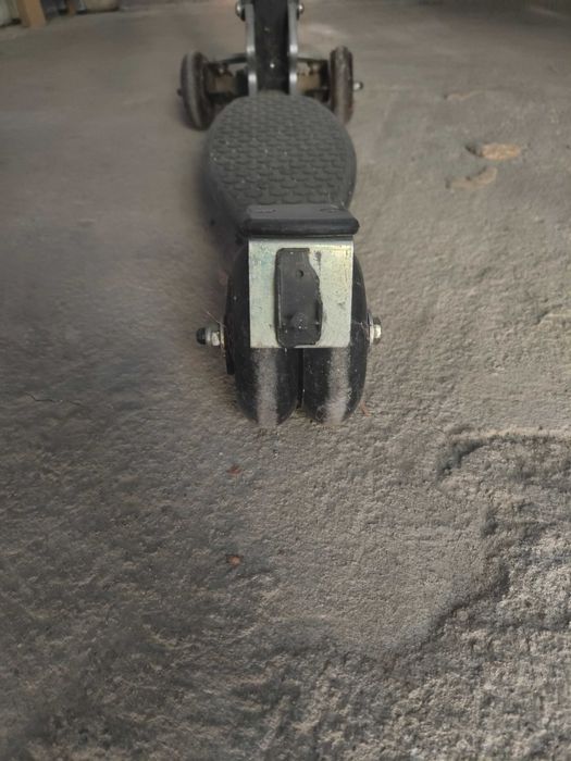 Trotineta cu 1 ghidon