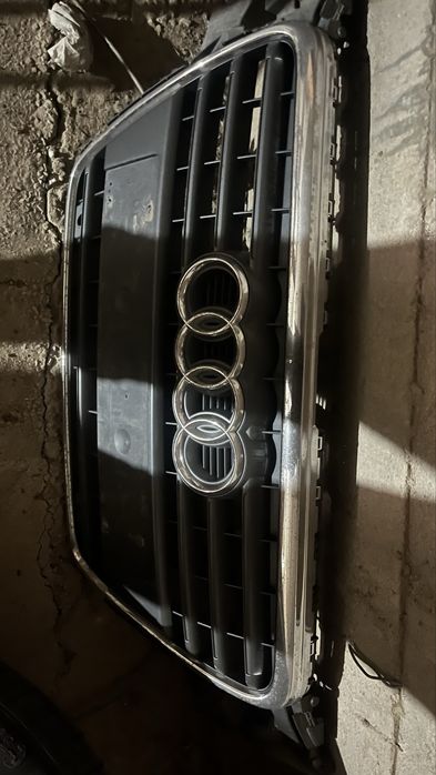 Решетка радиатора для А4 ауди B8