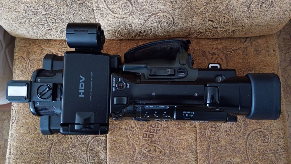HDV - Професионална видеокамера