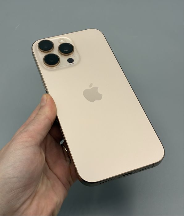 iPhone 16 Pro Max | 256 GB | Baterie 94% | Desert Titanium | Garantie