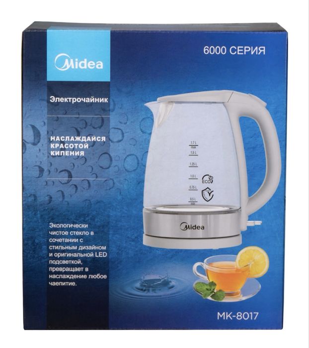 Чайник Midea.
