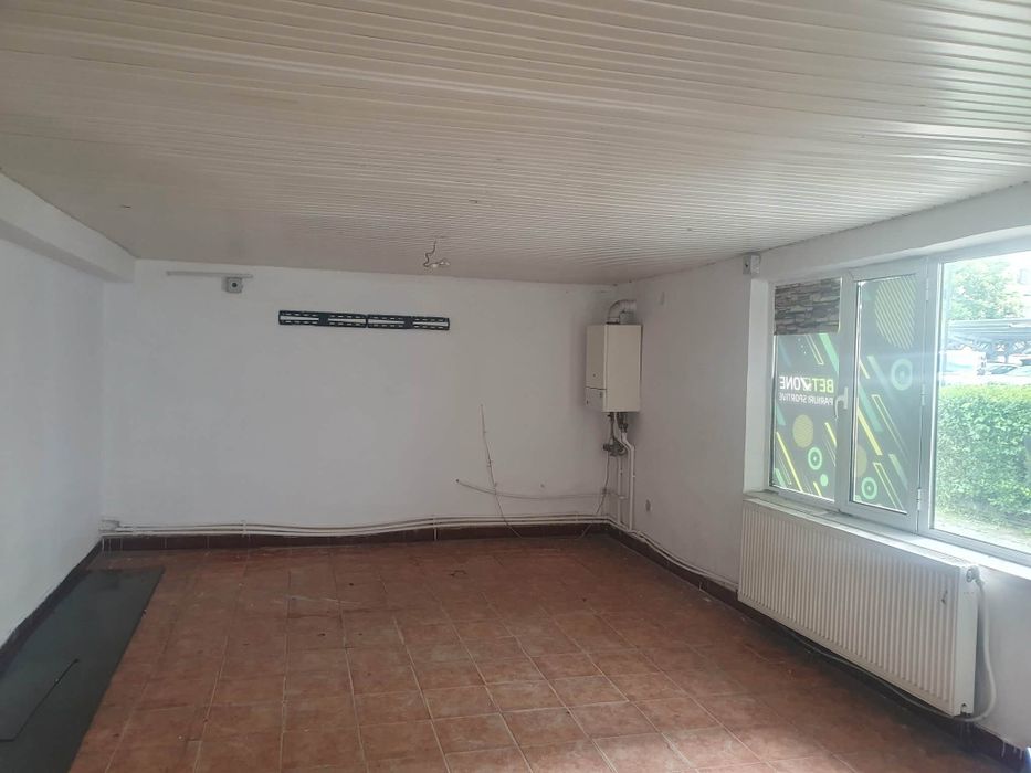 Spatiu comercial de vanzare - Rovinari