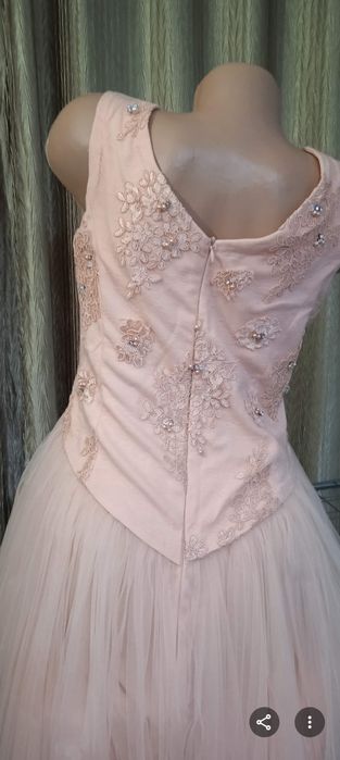 Продам женское вечернее платье