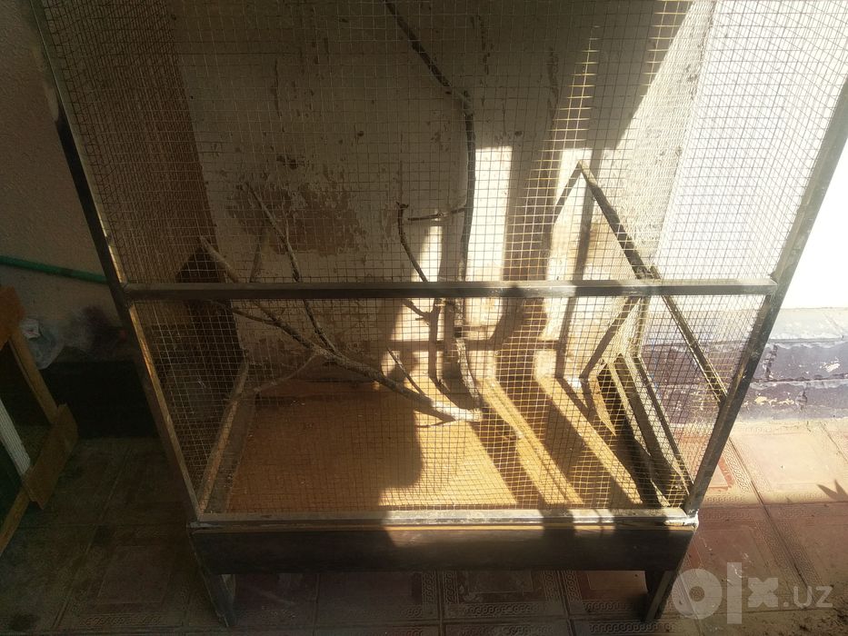 Valer qafas  sotiladi yaxshi holatda sirochni