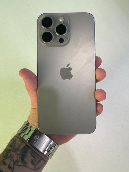 iphone 15 pro max 512gb 90% akb