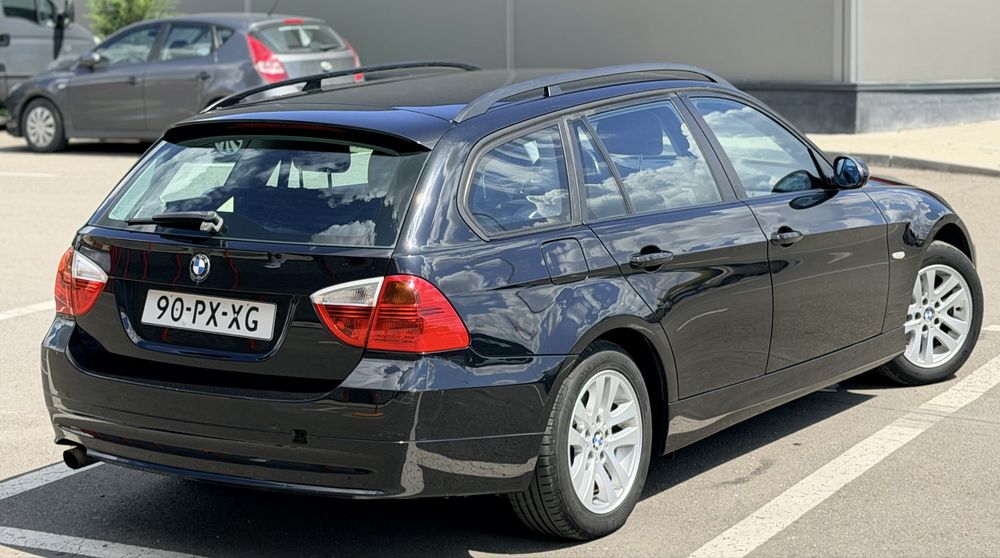 BMW 318i E91 Touring • 2008 • Benzină • Manuală