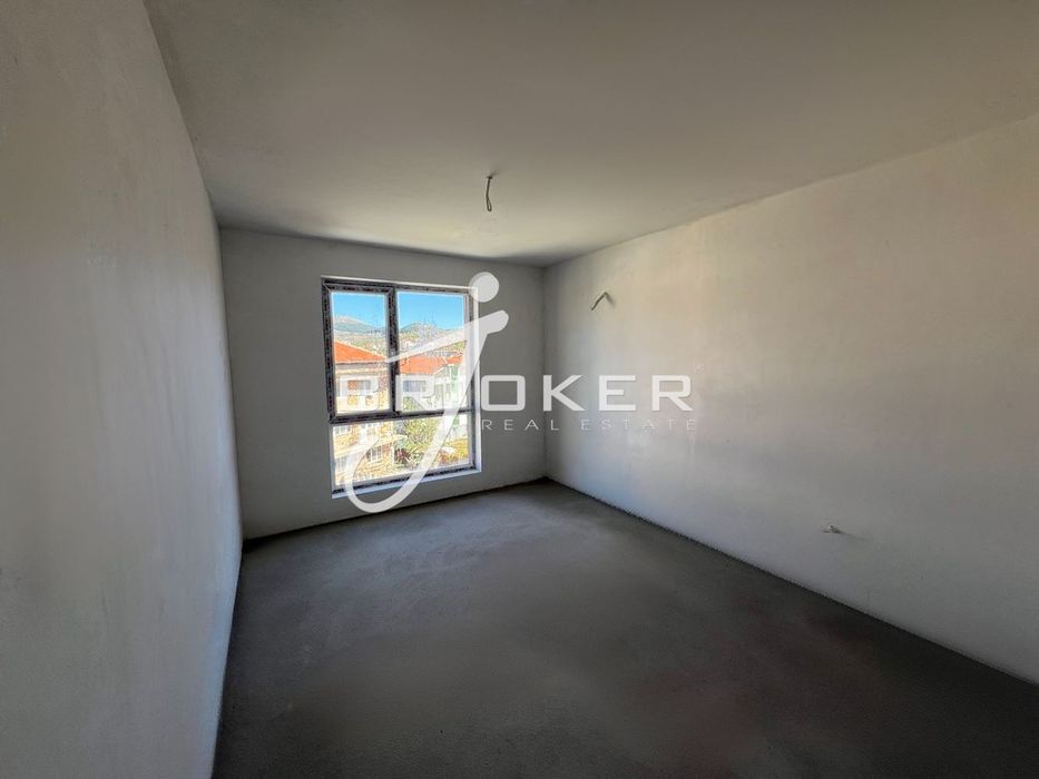 Продава се Тристаен апартамент в Кърджали, Център - 89 кв.м за 760 €/кв.м - Снимка #5