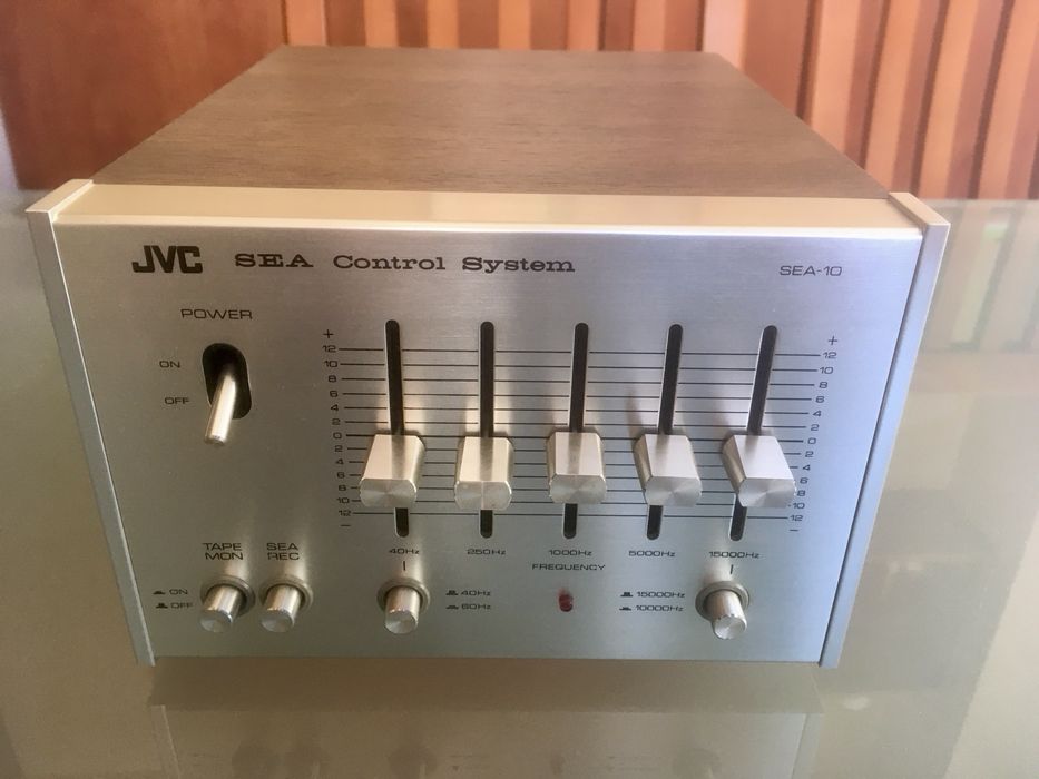 Еквалайзер JVC SEA-10