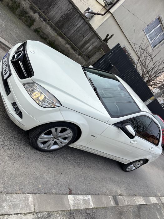 Mercedes-Benz C 220