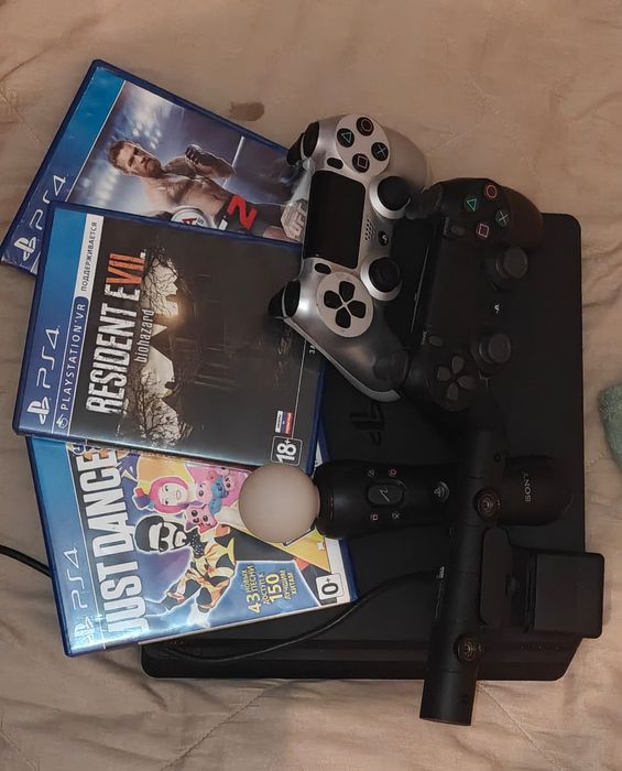 Продается Play Station 4