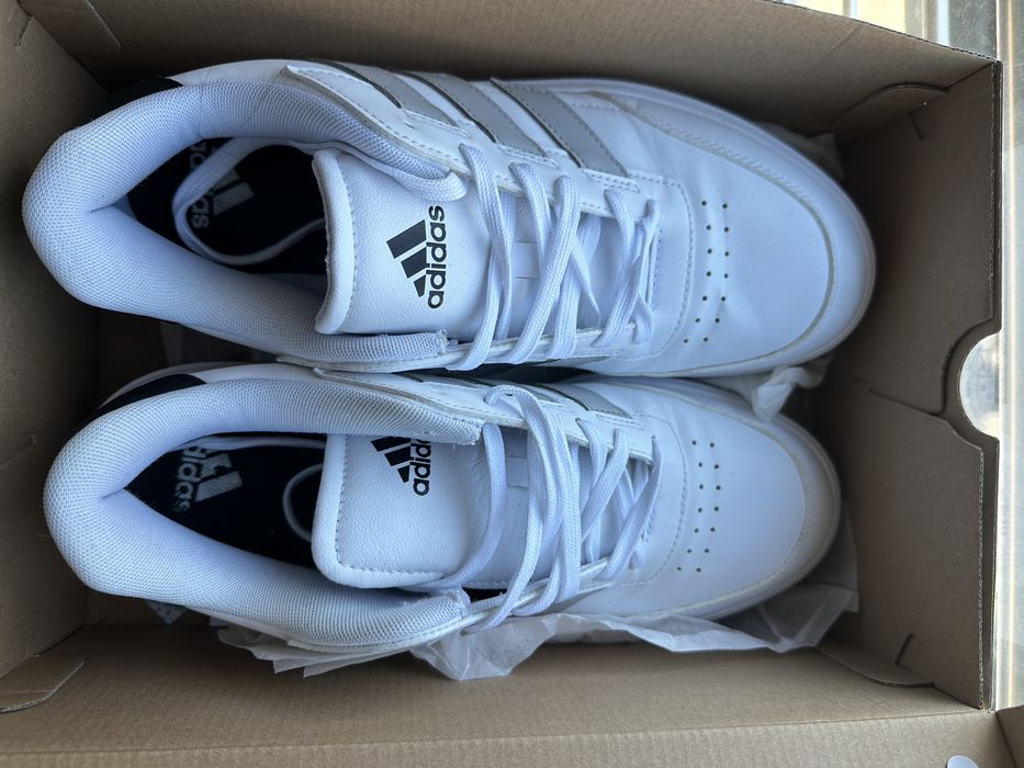 Кецове Adidas Courtblock