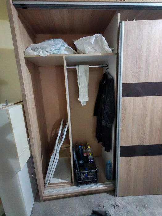 Șifonier cu usi glisante