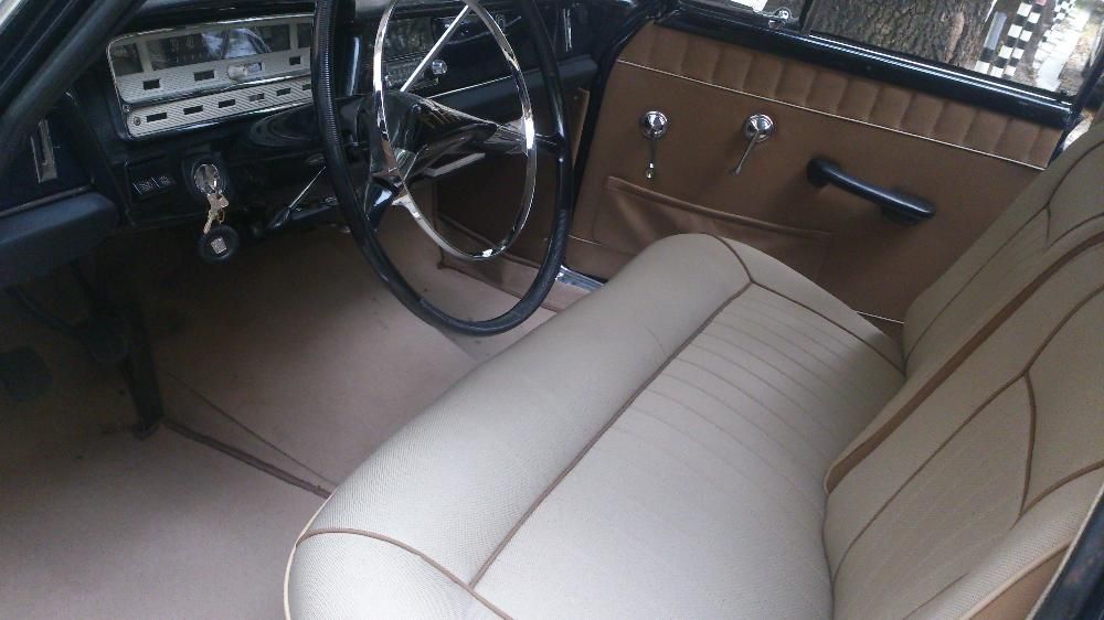 Ретро автомобил под наем