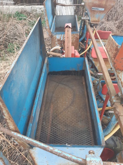 Utilaj de înprâstiat azot,semanatore