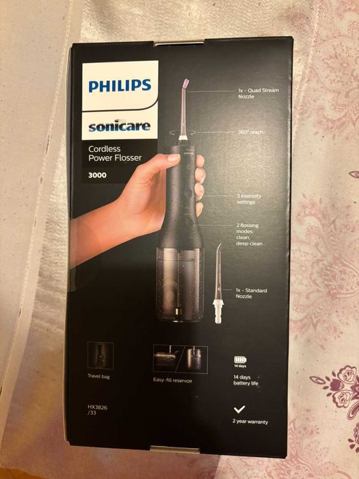 Зъбен душ Philips HX3826