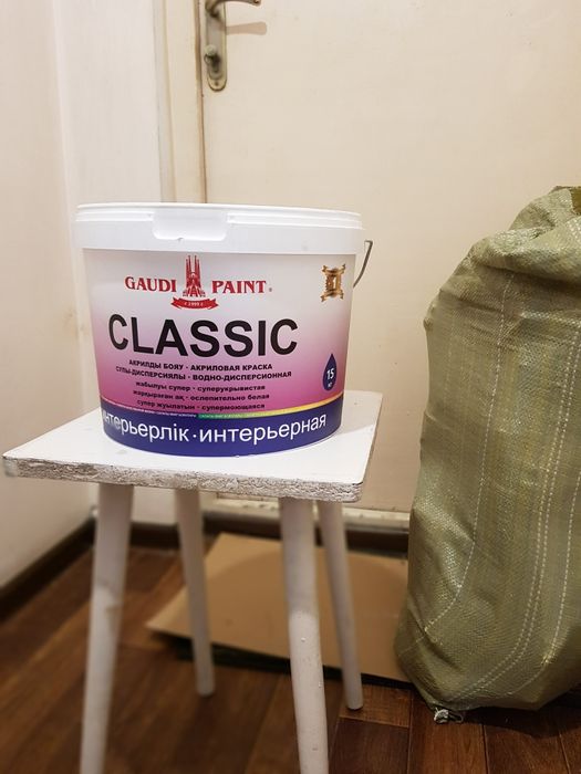 Поклейка Обоев. Побелка водоэмульсией