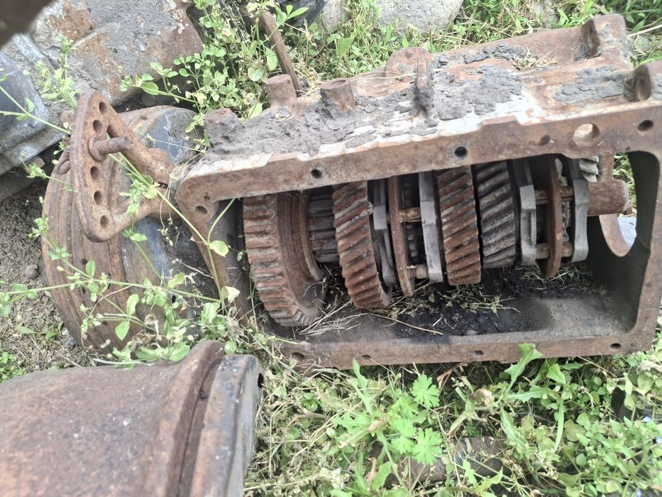 ЗИЛ 131 автозапчасти.