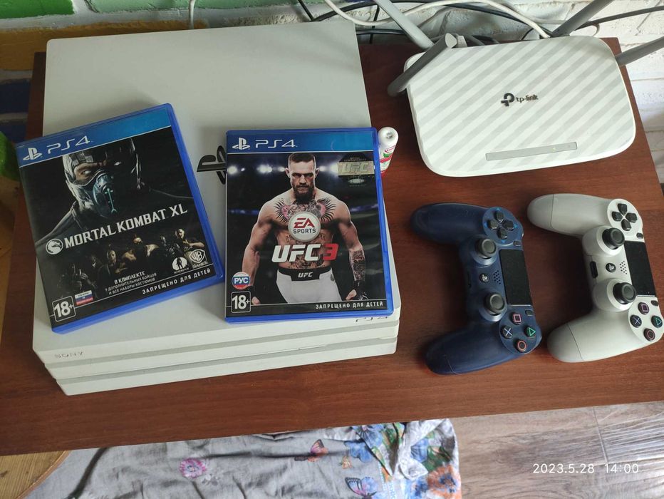 PlayStation 4pro 1tb