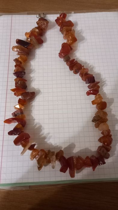 Янтарные бусы ,ииииииии