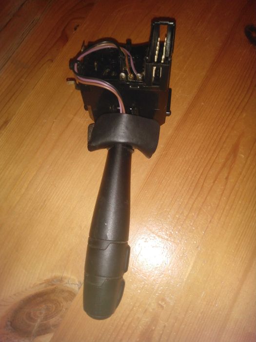 Лост за светлини за Renault Laguna I , 1995 г. , 1,8 , 90 к. с.